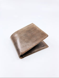 Bi-fold short wallet with 8 cards 對頁式八咭位銀包