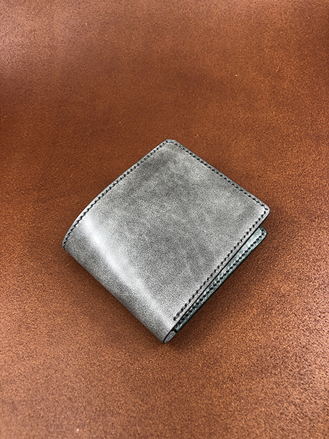 Bi-fold short wallet (with photo slot) 對頁式相片格銀包