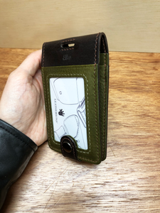 Card Holder with neck strap ( 5 card slots)  對頁式掛頸咭套 (五咭位)