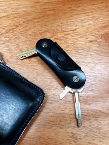 Key Holder for 6-8 keys 鎖匙套 (可放6-8條鎖匙 )
